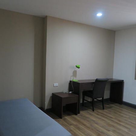 My Hotel Herrity Μπανγκόκ Εξωτερικό φωτογραφία